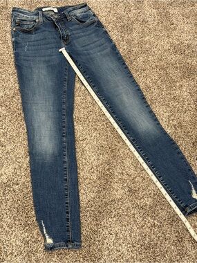 KanCan Skinny Jeans in Medium Blue Wash